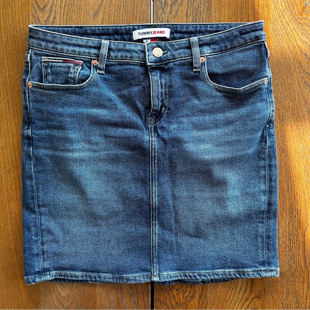 Tommy Jeans Classic Denim Skirt | Size 27 - Picture 2 of 9